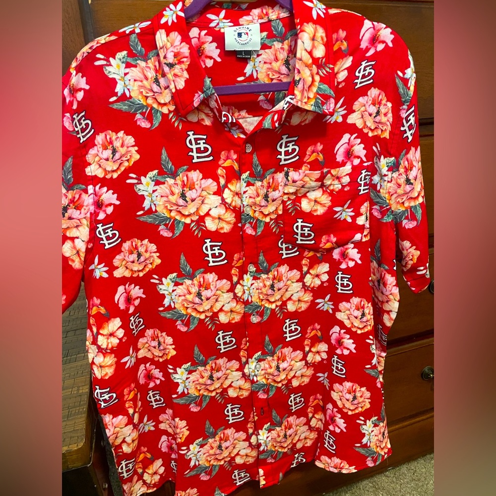 Men’s St Louis Cardinals button up